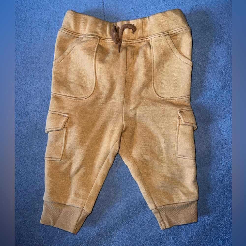 Camel baby cargo joggers. 3-6 months